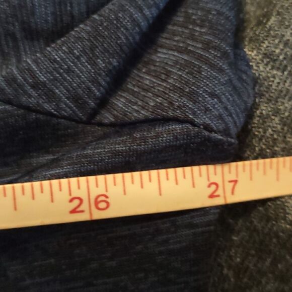 Marvel Avengers Captain America Men's XL long sleeve Blue Red White Shield top - Picture 4 of 5